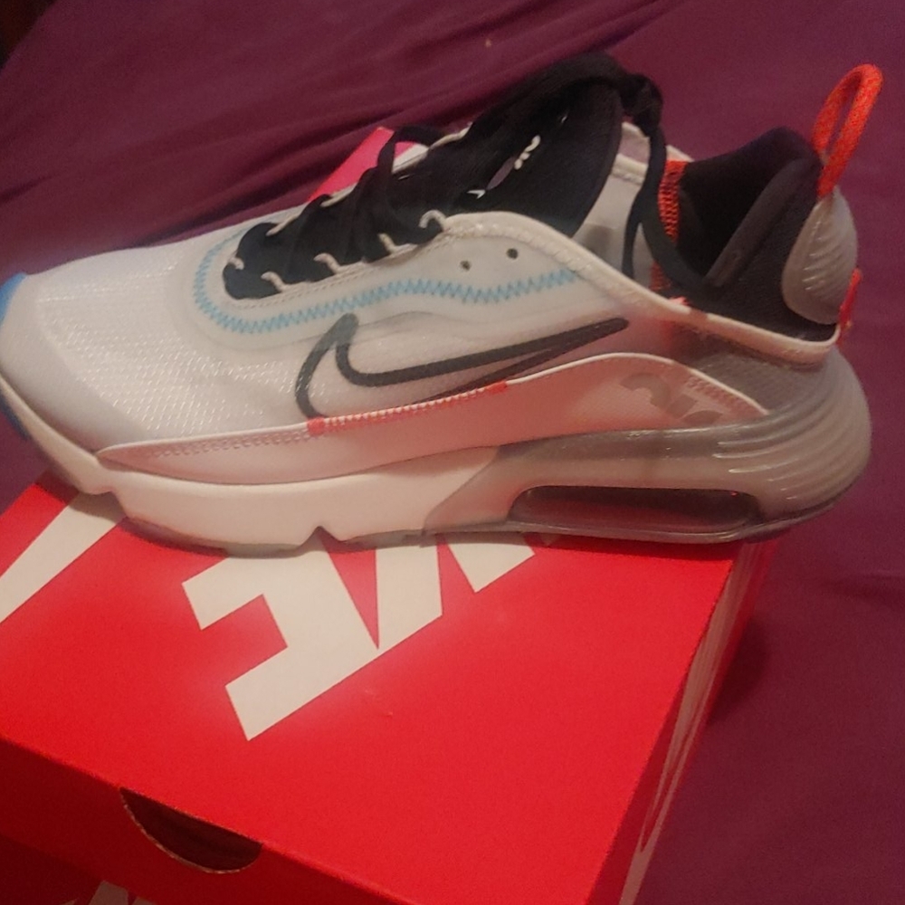 Nike airmax 2090 - Picture 1 of 1